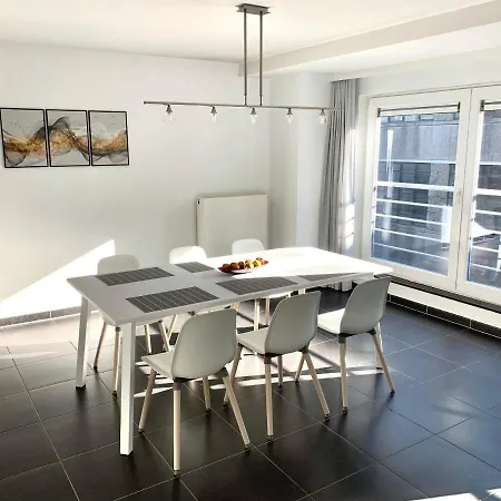 Emiel Centrum Met Garage