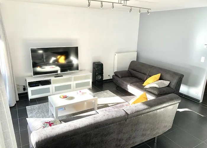 Emiel Centrum Met Garage Ostenda