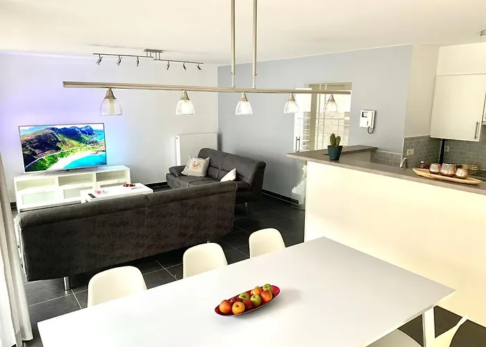 Emiel Centrum Met Garage Appartamento *